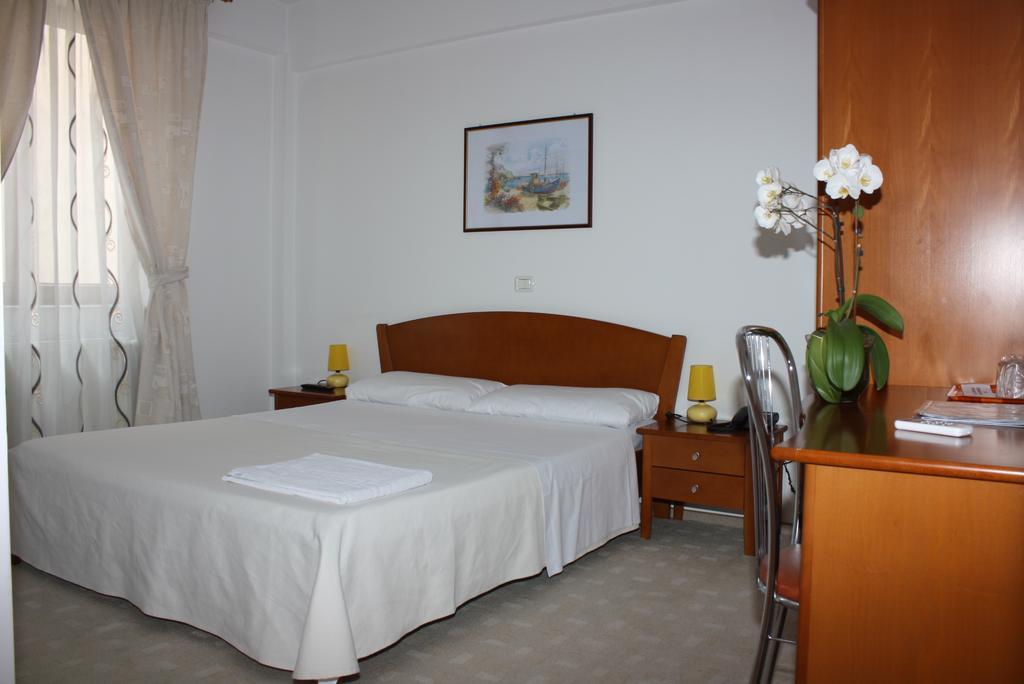 Hotel Vila Veneto Timisoara Room photo